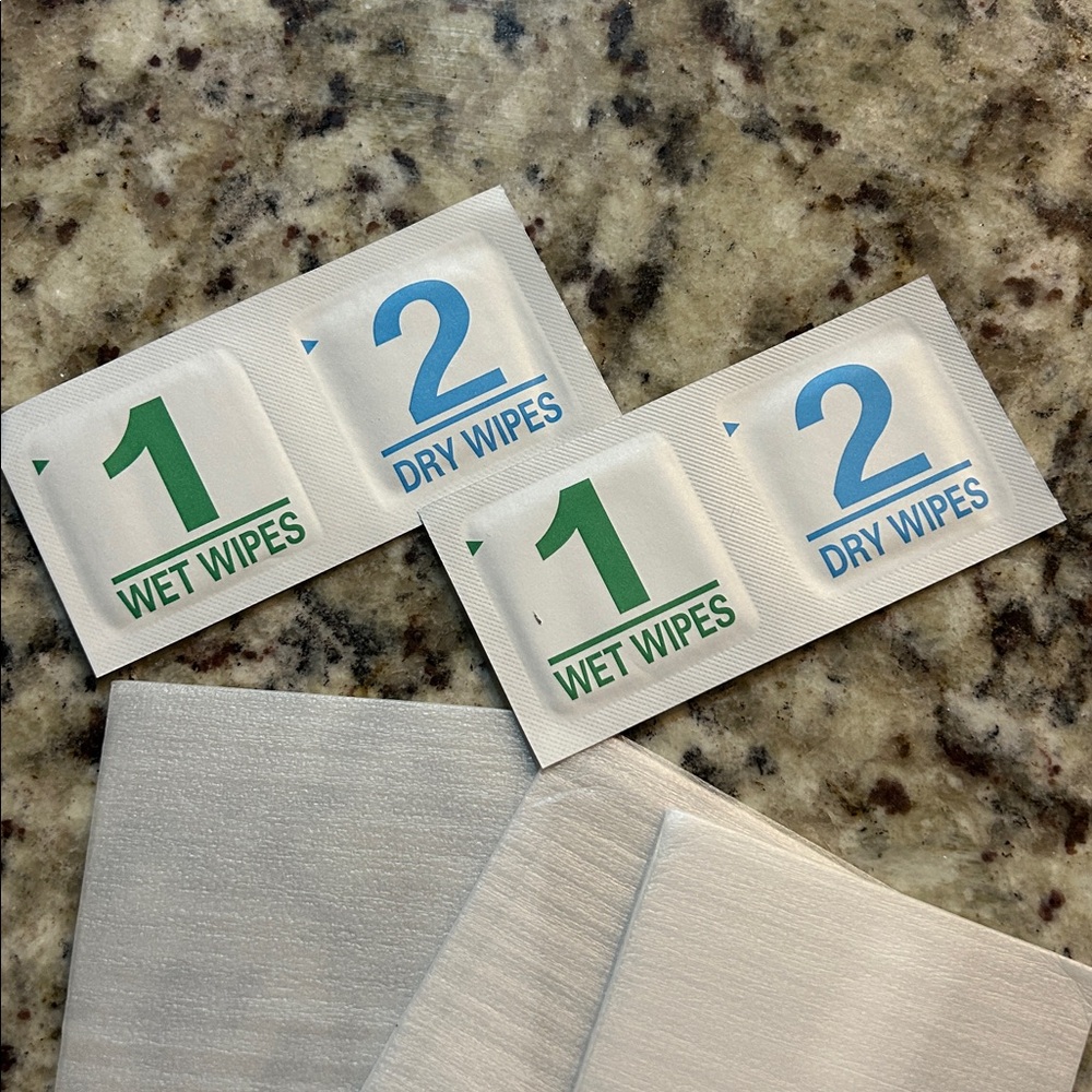 Ailun Tempered Glass Screen Protector Set - Picture 6 of 7